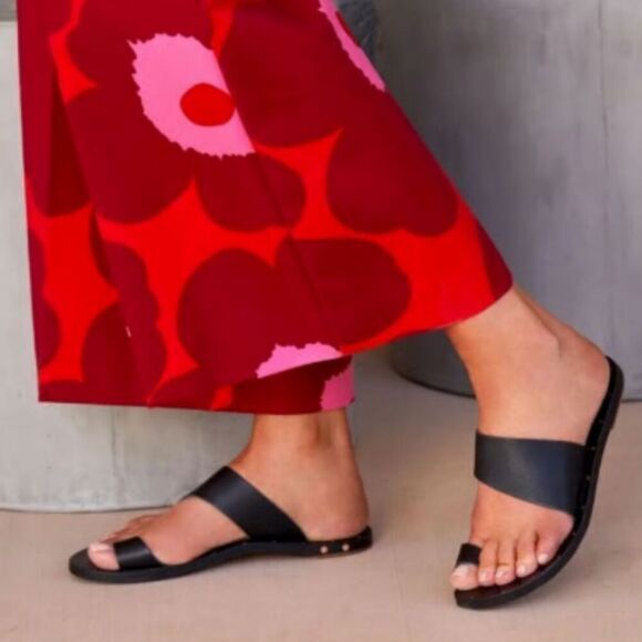 beek Finch Leather Toe Ring Sandal in Black Boho Chic Women´s Size 8,Specials : American Fashion Style Bags On Sale